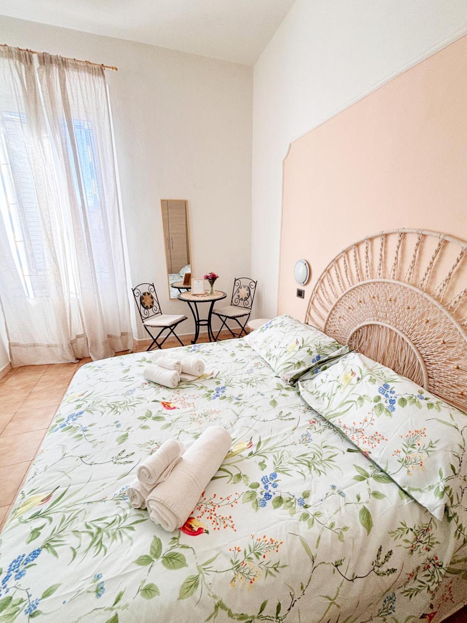 A Casa Di Mario E Nene Acomodação com café da manhã Viareggio Exterior foto
