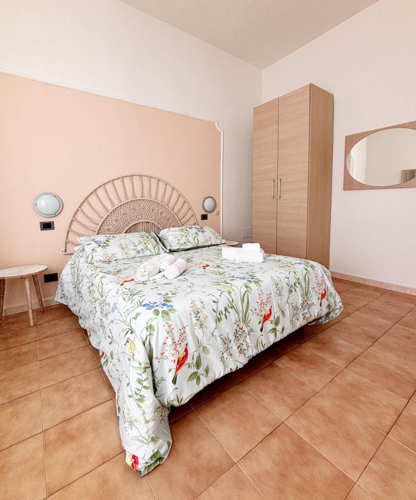 A Casa Di Mario E Nene Acomodação com café da manhã Viareggio Exterior foto